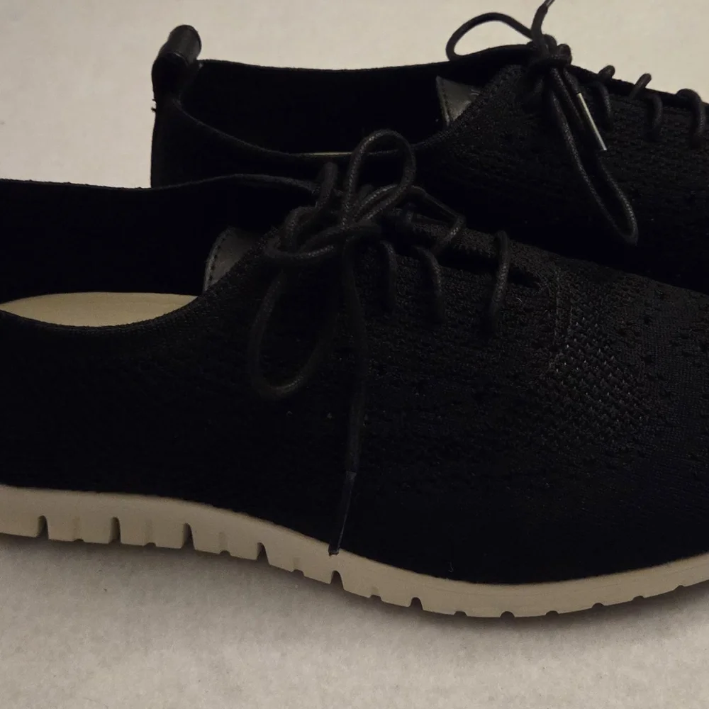 Cole Haan Zerogrand W06723 Women’s 10 B Black Knit‎ Lace Up Oxford Sneakers...